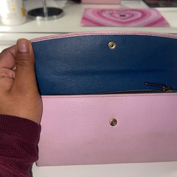 Pink Wallet - Picture 9 of 9